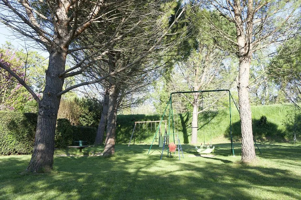 Residence Les Peupliers Loriol-du-Comtat 2*,  France